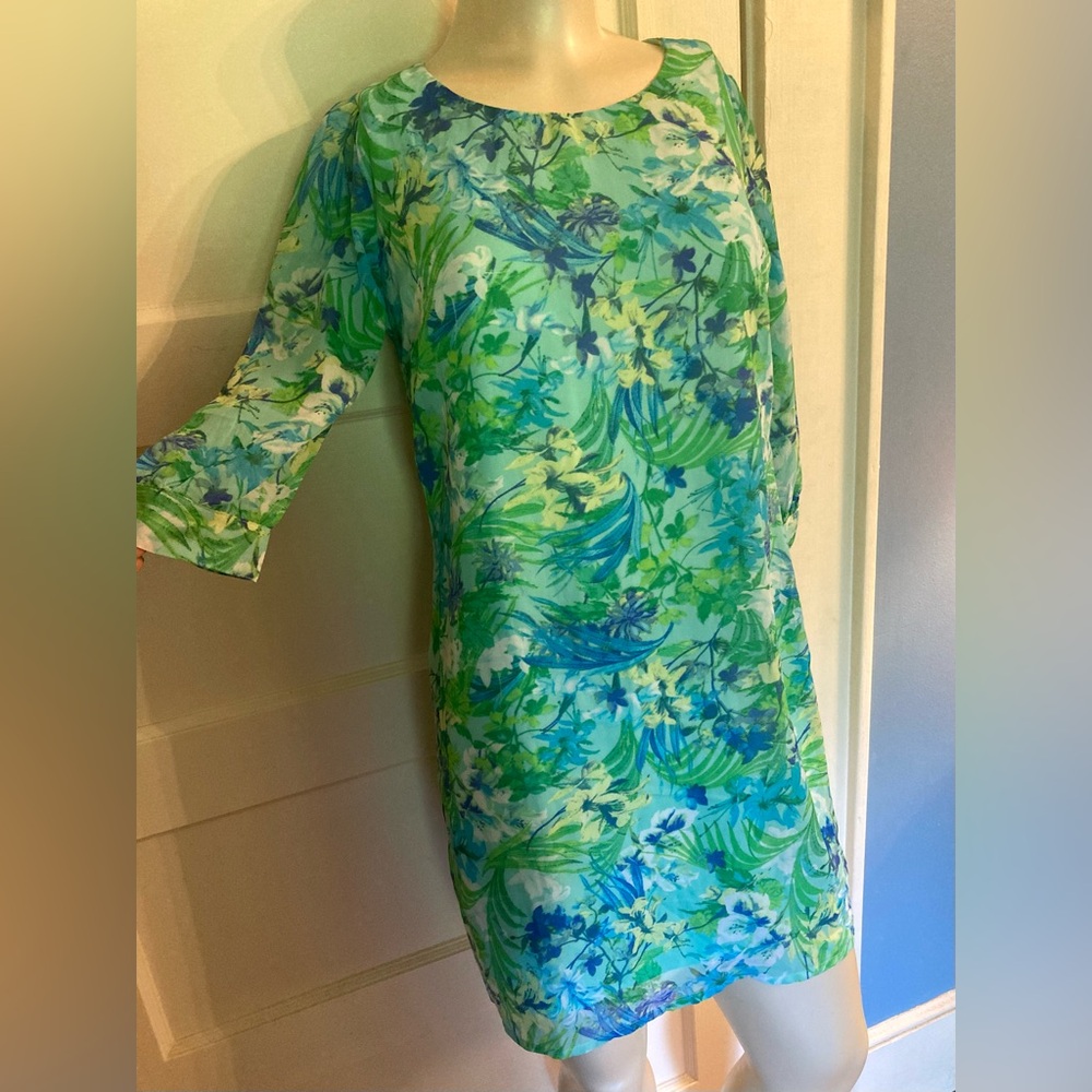 🌿New Directions Petite Floral Shift Dress🌿